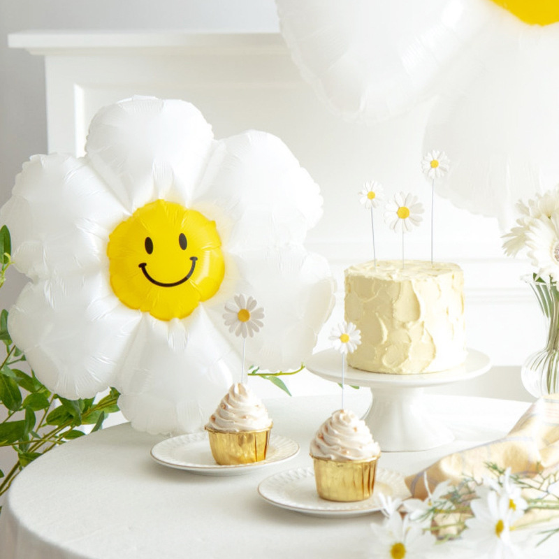 Confetti Balloon Set - 1/10 daisy balloons, huge smiling flower