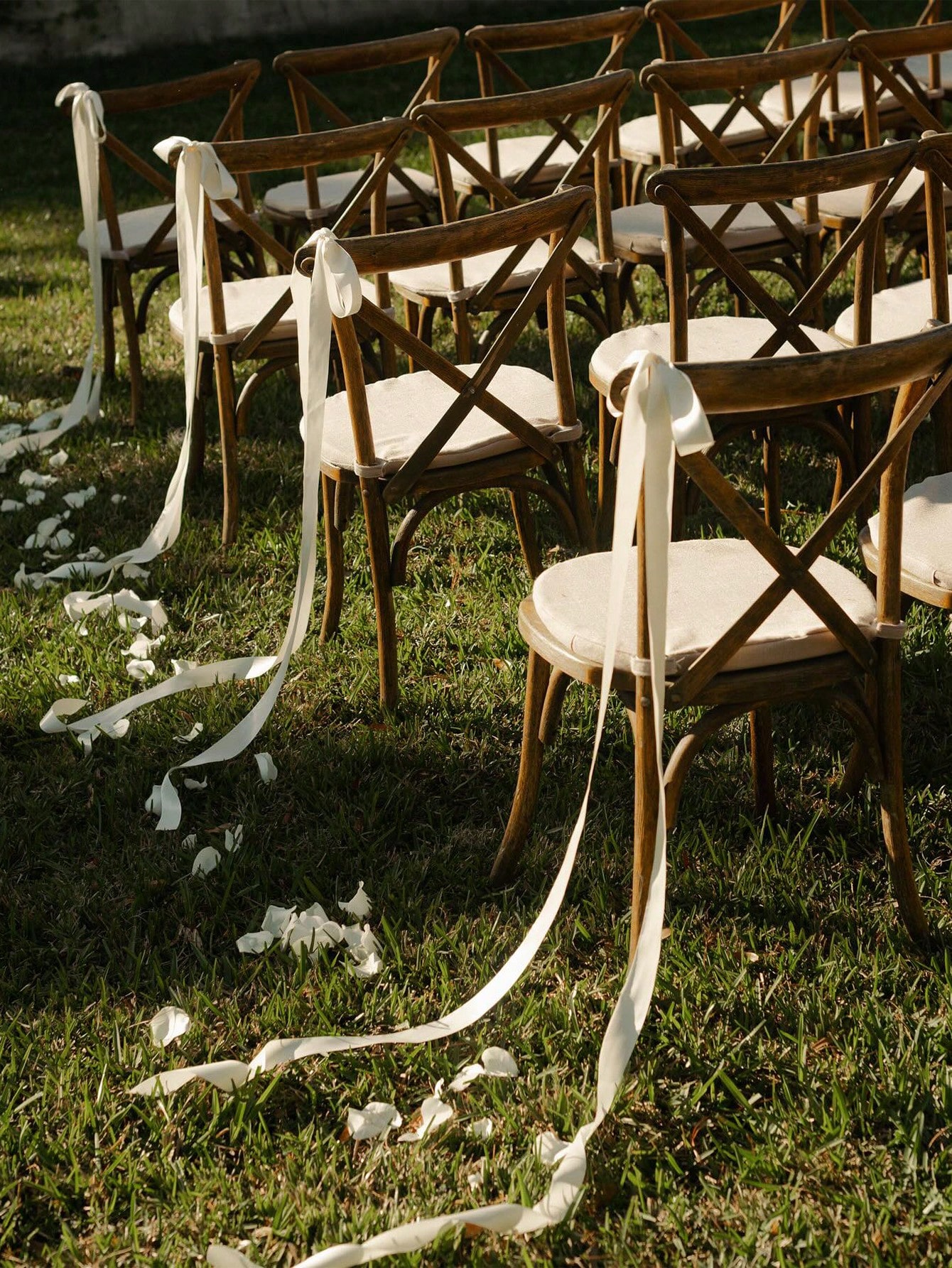 Satin Weeding Chair Bows with  - Bridal Sash Ribbon 评论和价格