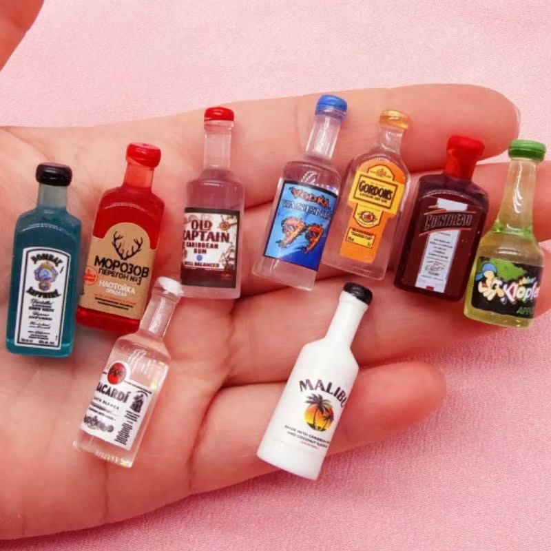 11pcs Mini Simulation Resin 3D - Wedding Yes 评论和价格
